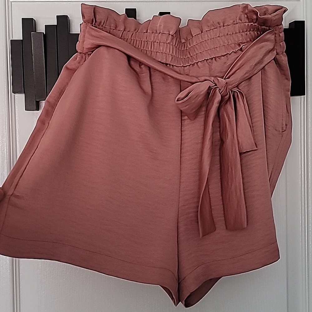 JENNIFER LOPEZ _ Shorts 🩷